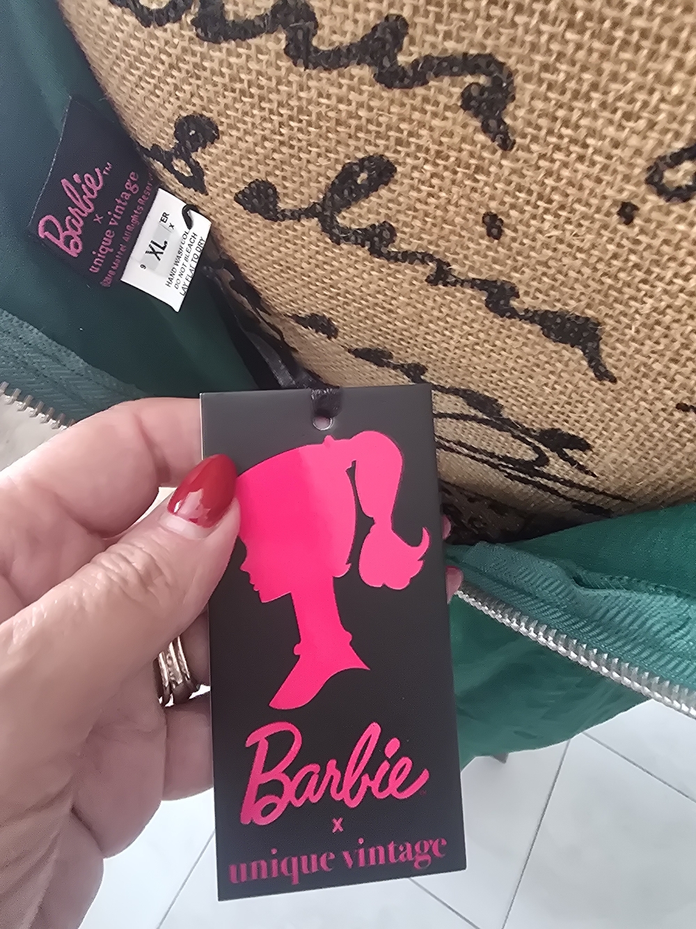 Barbie Emerald Bow-Detail Midi Dress - Picture 9 of 9